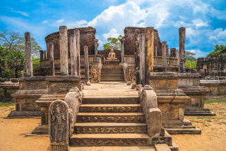 Polonnaruwa: ancient city - Sri Lanka
