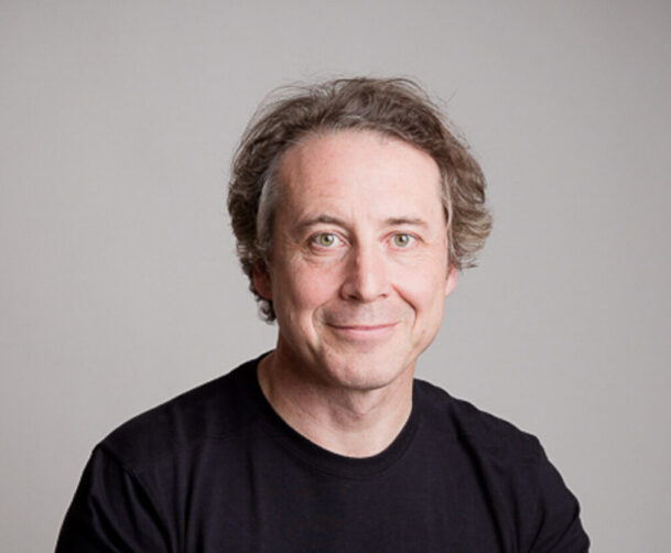 Alex_Robinson - travel journalist, photographer and Destinations expert